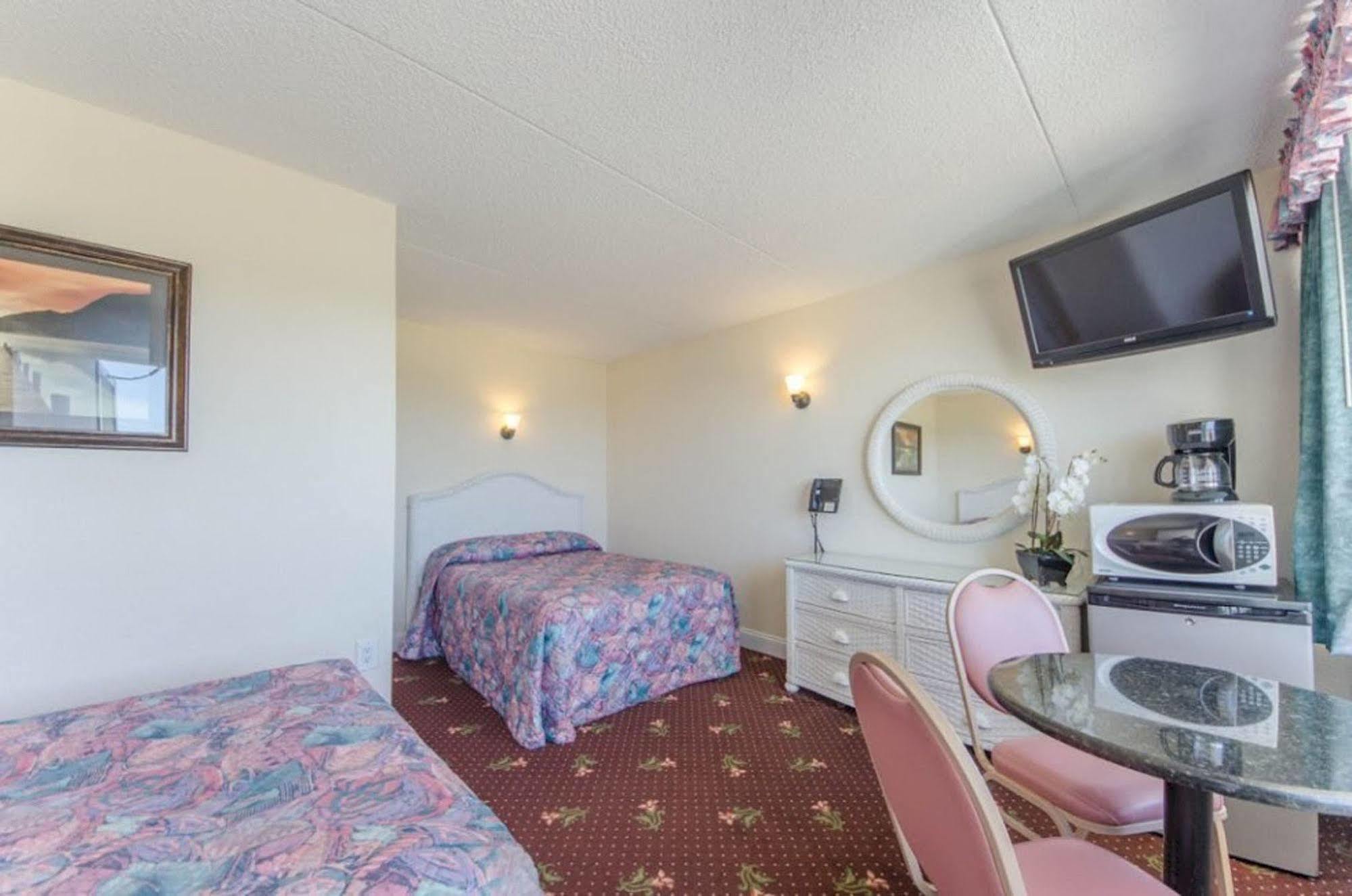 Crystal Beach Motor Inn Уайлдвуд-Крест Экстерьер фото